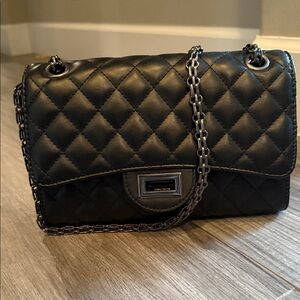 Black Quilted Chain Shoulder Bag